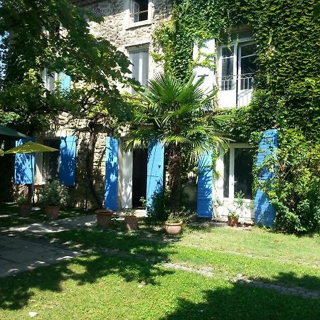 Le Mas Des Platanes Entraigues-sur-la-Sorgue Exterior photo